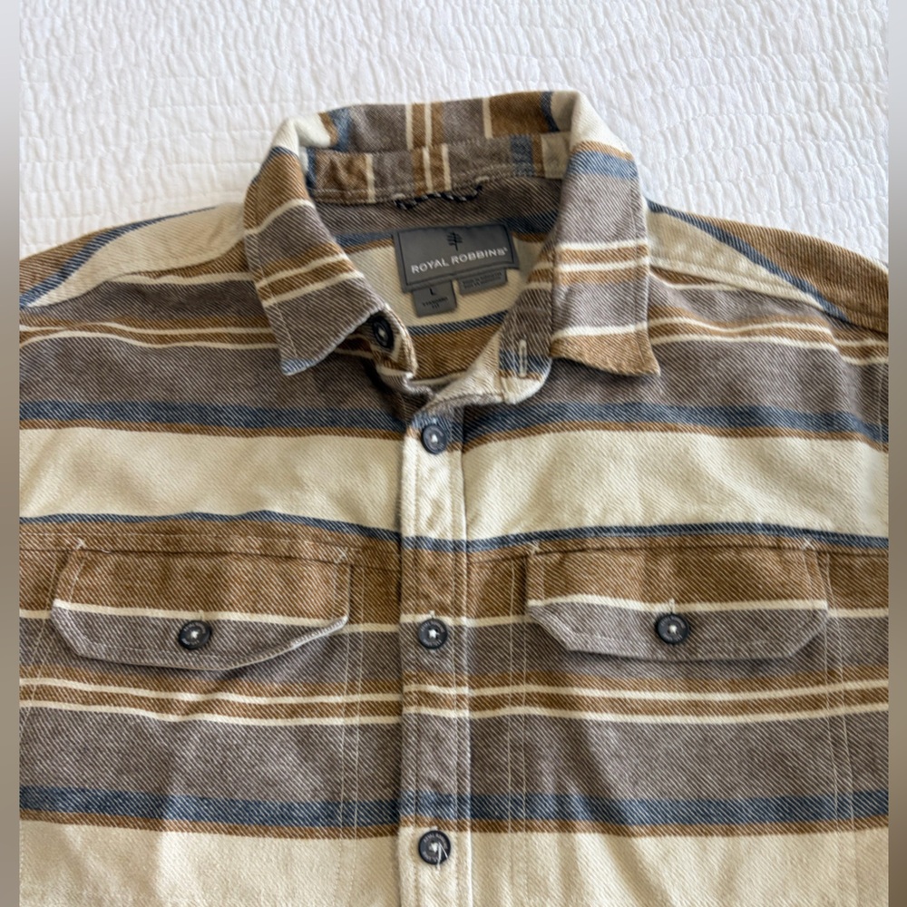 Royal Robbins Striped Shirt Jacket in Cream, Brown & Blue - Picture 3 of 6